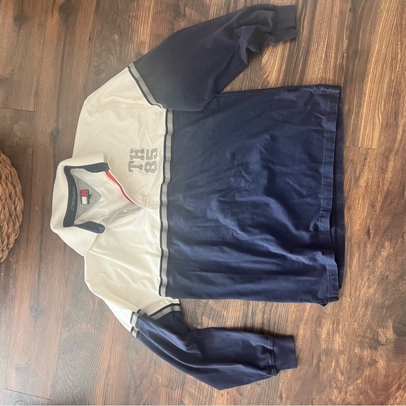 Lot of 3 Long Sleeve Men’s Button Down Tommy Hilfiger Shirts Size XL - Picture 7 of 8